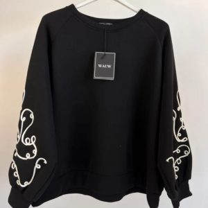Sweater Fleur. Zwarte sweater.